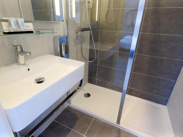 Avia Hôtel Saphir Montparnasse : photo 1 de la chambre chambre double