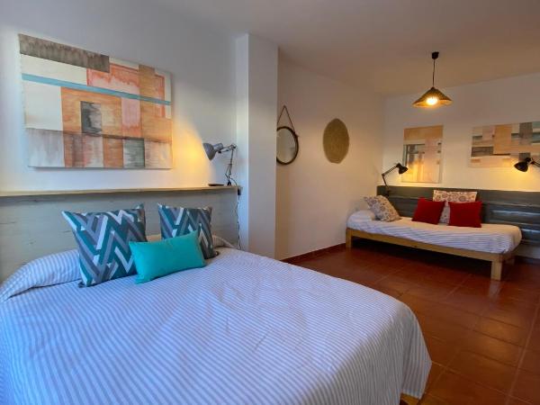 Hostel Plaza Mayor Corredera : photo 7 de la chambre chambre quadruple classique