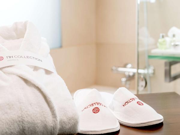 NH Collection Nürnberg City : photo 7 de la chambre chambre double ou lits jumeaux supérieure
