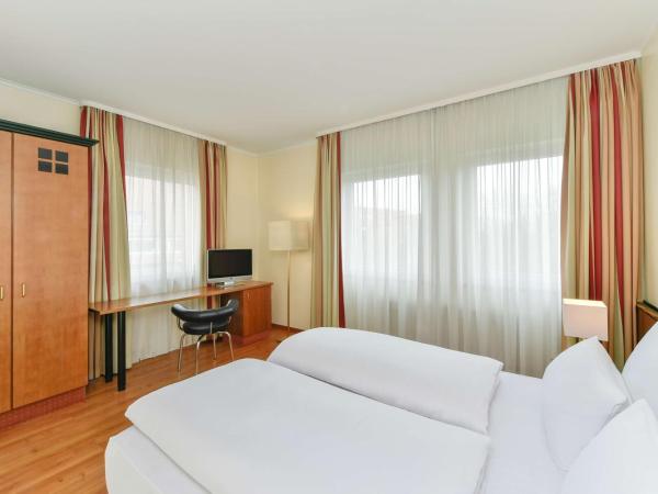 NH München City Süd : photo 7 de la chambre chambre double ou lits jumeaux standard
