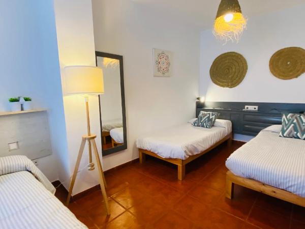 Hostel Plaza Mayor Corredera : photo 9 de la chambre chambre quadruple classique