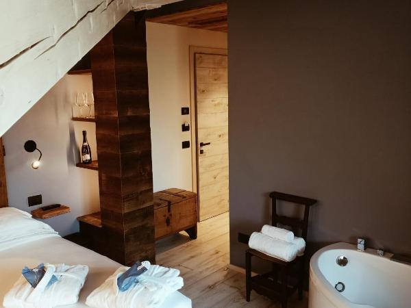 Maison Bionaz Ski & Sport : photo 8 de la chambre double room with hot tub and balcony