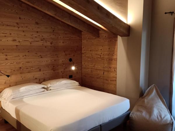 Maison Bionaz Ski & Sport : photo 2 de la chambre deluxe double room with hot tub and balcony