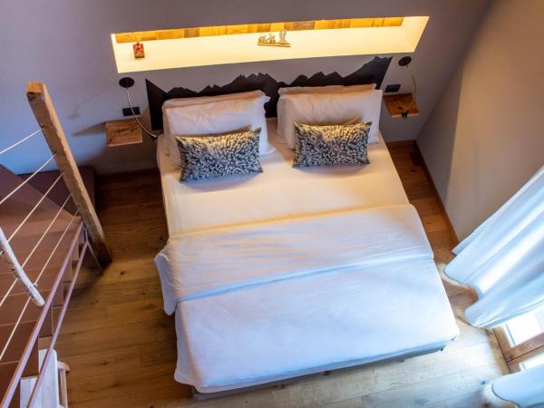 Maison Bionaz Ski & Sport : photo 1 de la chambre junior suite with hot tub and balcony