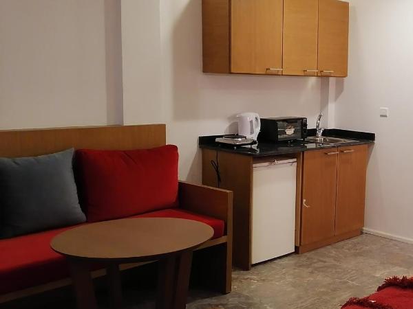 Casa City Break Appart hôtel : photo 1 de la chambre studio avec terrasse