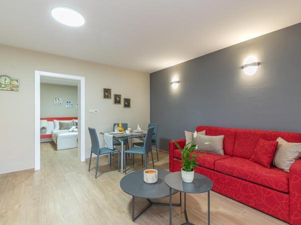 Apartment Complex Irena with Pool : photo 1 de la chambre appartement - rez-de-chaussée