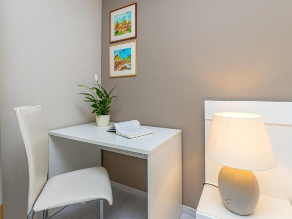 Apartment Complex Irena with Pool : photo 9 de la chambre appartement avec terrasse