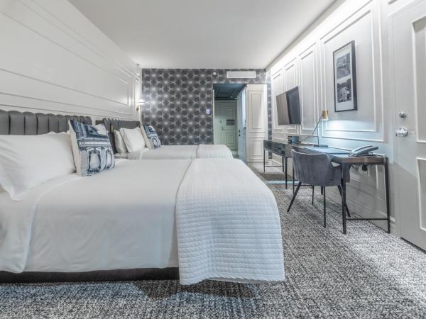 Le Capitole Hotel : photo 4 de la chambre chambre avec 2 grands lits queen-size 
