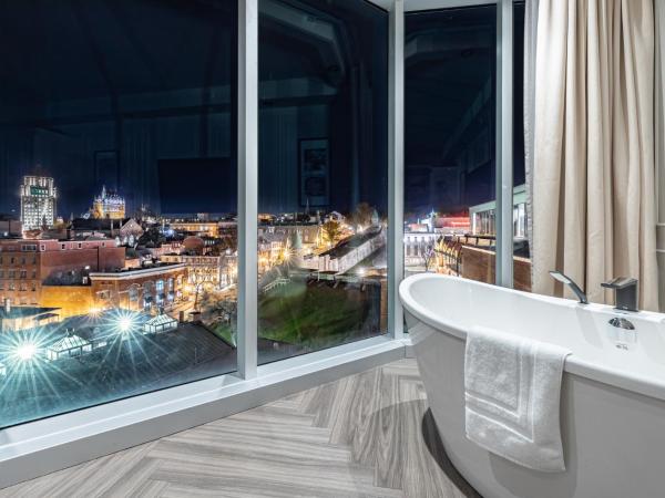 Le Capitole Hotel : photo 6 de la chambre suite lit king-size