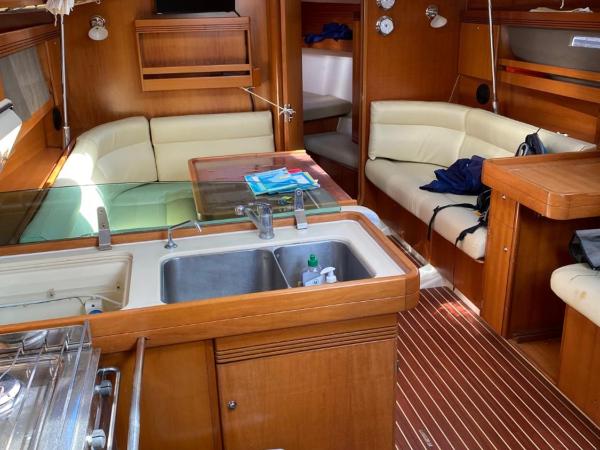 Voilier hébergement atypique & Navigation : photo 4 de la chambre mobile home