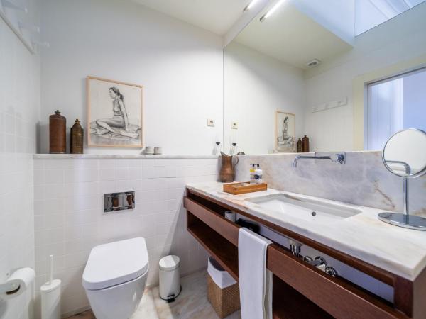 Casa do Cativo : photo 6 de la chambre chambre lit king-size avec balcon