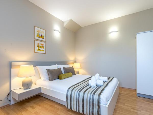 Apartment Complex Irena with Pool : photo 1 de la chambre studio