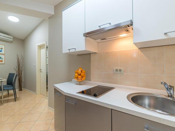 Apartment Complex Irena with Pool : photo 3 de la chambre studio