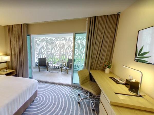 Regalia Upper View Hotel : photo 1 de la chambre lanai king ground floor