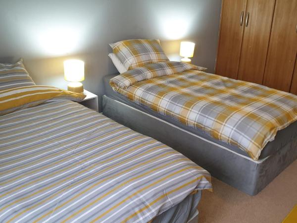 Queens Rooms, a Perfect Stay, Next to Shopping Parks and Central Manchester : photo 2 de la chambre chambre familiale deluxe