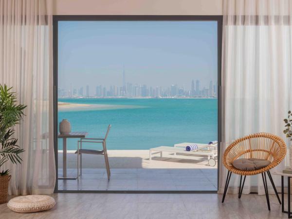 Anantara World Islands Dubai Resort : photo 3 de la chambre suite junior avec accès plage