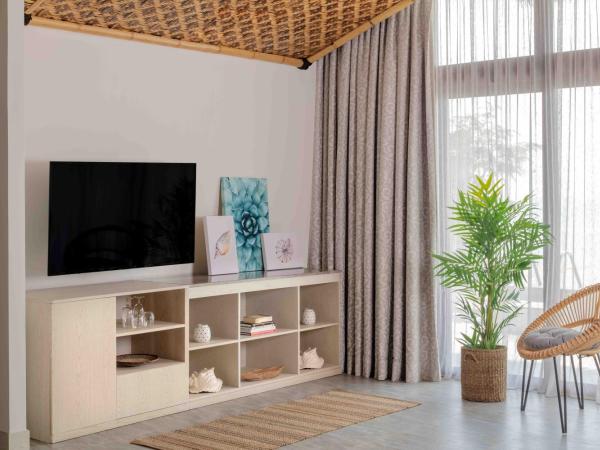 Anantara World Islands Dubai Resort : photo 3 de la chambre suite junior avec piscine - côté plage