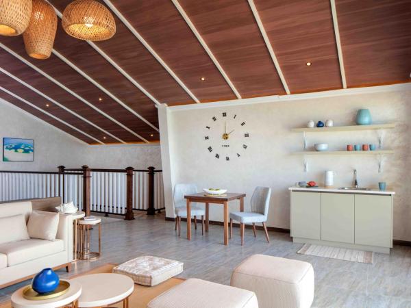 Anantara World Islands Dubai Resort : photo 3 de la chambre suite de luxe - vue sur l'océan