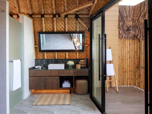 Anantara World Islands Dubai Resort : photo 4 de la chambre villa 1 chambre bambou avec piscine - côté plage