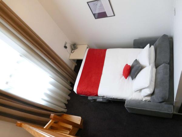 Sure Hotel by Best Western Nantes Beaujoire : photo 6 de la chambre suite junior lit queen-size