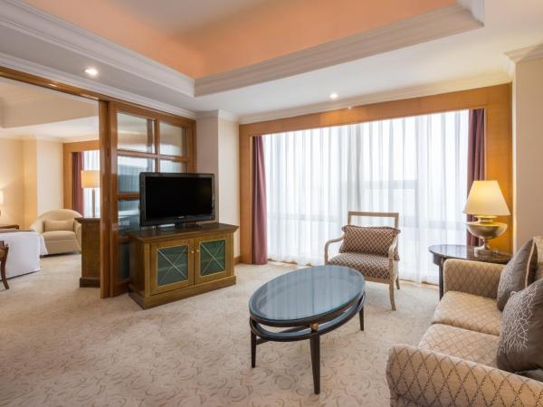 Crowne Plaza Qingdao, an IHG Hotel : photo 5 de la chambre suite - vue sur mer