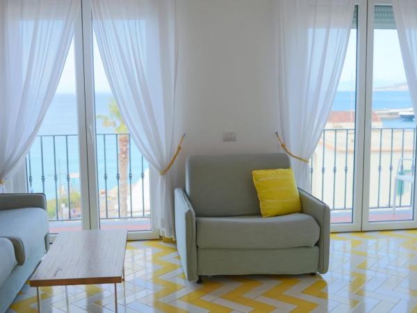 Relais Maresca Luxury Small Hotel & Terrace Restaurant : photo 6 de la chambre suite junior avec 2 balcons - vue sur mer