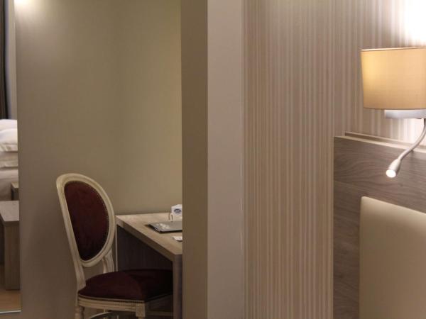 Best Western Hotel Moderno Verdi : photo 9 de la chambre chambre quadruple confort