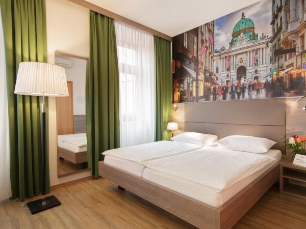 Hotel Lucia : photo 8 de la chambre chambre double