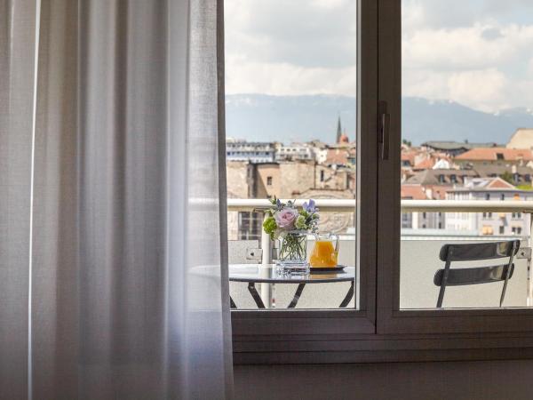 Hotel Suisse : photo 5 de la chambre chambre simple avec balcon