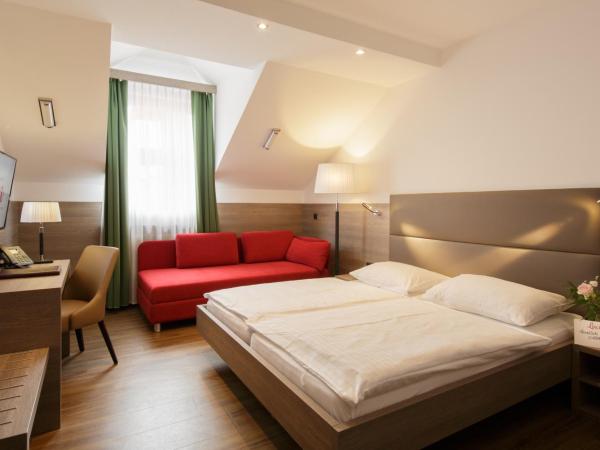 Hotel Lucia : photo 9 de la chambre chambre double supérieure