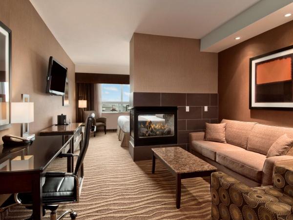 Best Western Premier Freeport Inn Calgary Airport : photo 2 de la chambre suite lit king-size