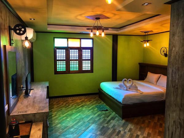 Mangrove House Lanta Old Town : photo 2 de la chambre chambre double