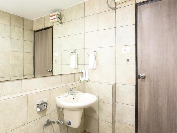 Treebo Fort Club : photo 8 de la chambre chambre double deluxe