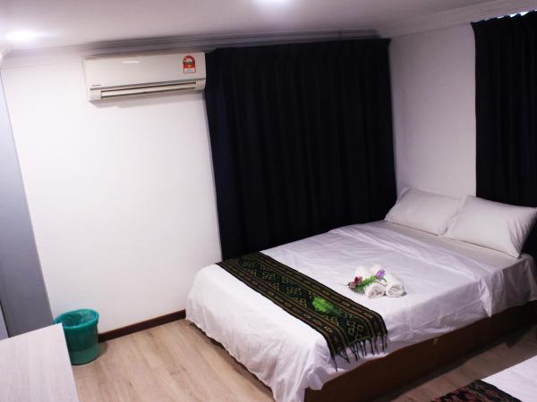 Kapit Hotel : photo 8 de la chambre chambre triple