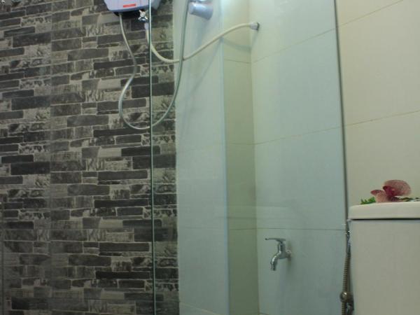 Kapit Hotel : photo 5 de la chambre chambre triple