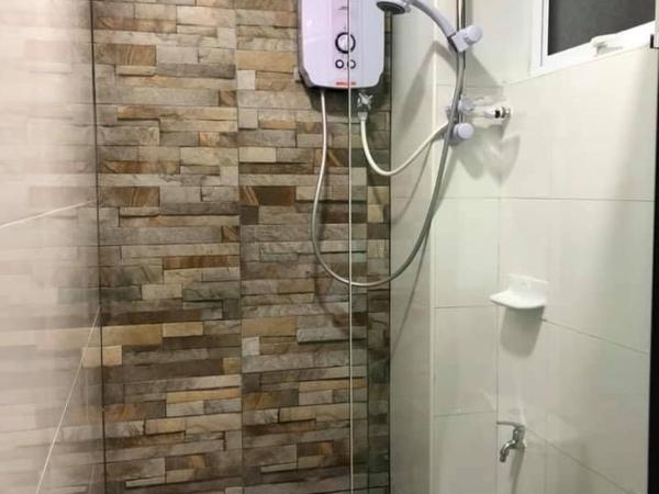 Kapit Hotel : photo 10 de la chambre chambre triple