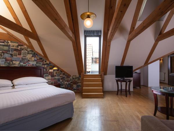 Charles Bridge Rooms & Suites by SIVEK HOTELS : photo 3 de la chambre suite avec terrasse 