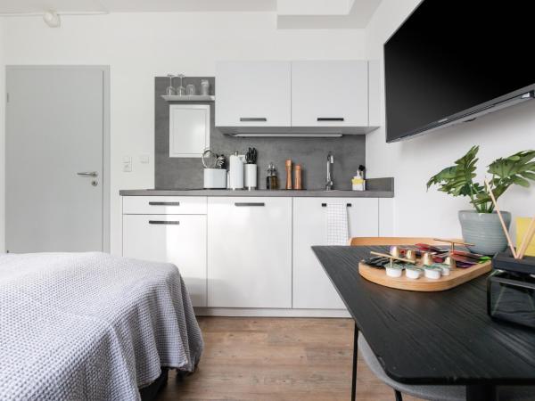 limehome Hannover Bleichenstraße - Digital Access : photo 6 de la chambre suite s (ground floor)