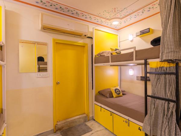 The Hosteller Jaipur : photo 1 de la chambre lit dans dortoir mixte de 6 lits
