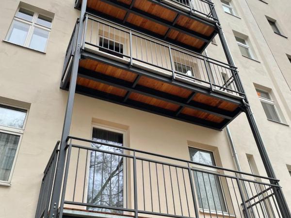 Hotel Spreewitz am Kurfürstendamm : photo 9 de la chambre appartement supérieur avec balcon