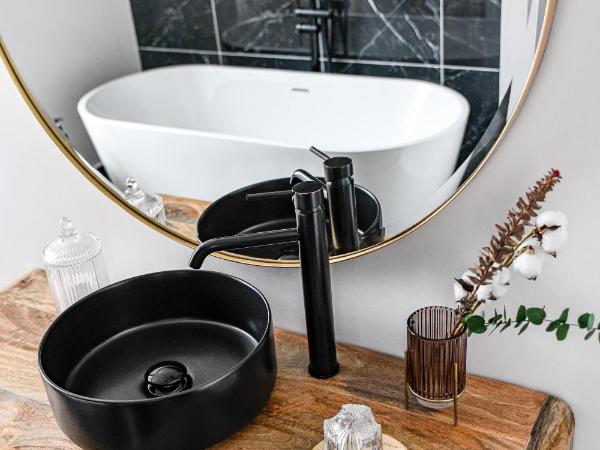 La Maison de Reina : photo 7 de la chambre chambre double deluxe avec baignoire