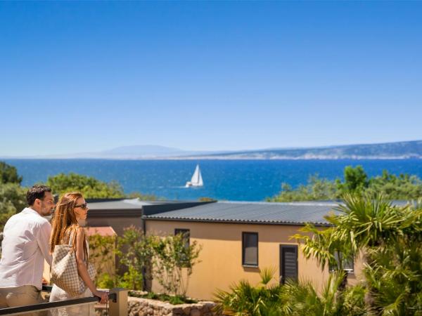 Valamar Camping Krk : photo 3 de la chambre bella vista home for 4+2 garden terrace