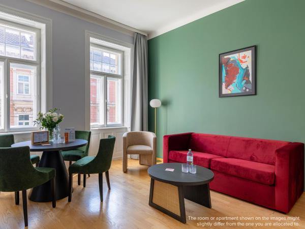 numa I Strauss Apartments : photo 1 de la chambre large 1 bedroom apartment with balcony