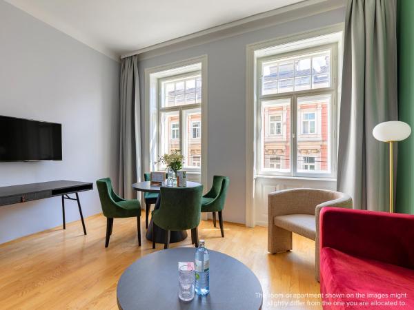 numa I Strauss Apartments : photo 6 de la chambre large 1 bedroom apartment with balcony