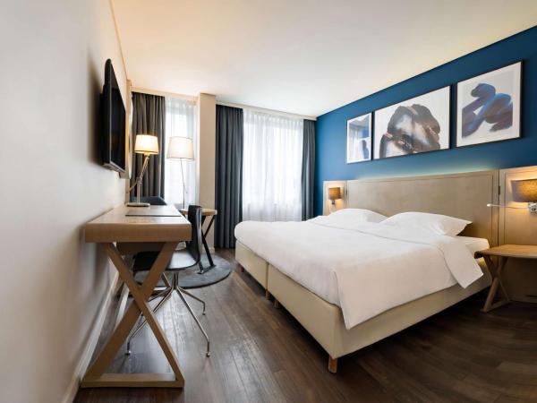 Park Inn by Radisson Antwerp City Centre : photo 1 de la chambre chambre standard