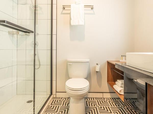 Hôtel Manoir Vieux-Québec : photo 4 de la chambre chambre standard lit queen-size