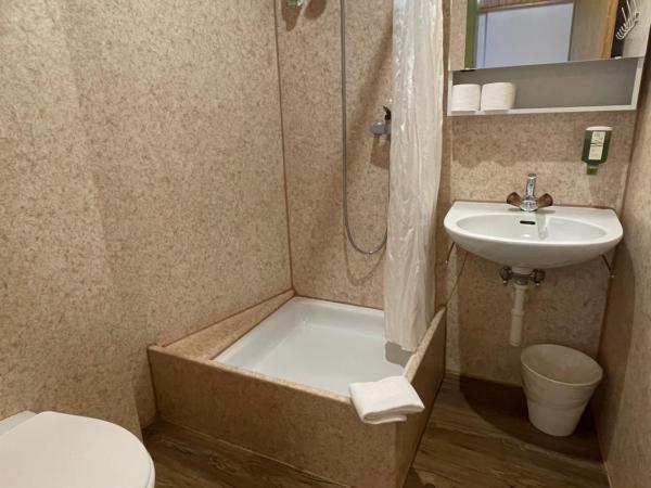 Downtown Apartment 9 : photo 4 de la chambre appartement