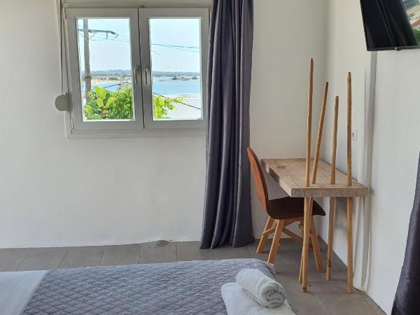 Pension Verykokkos : photo 3 de la chambre suite - vue sur mer