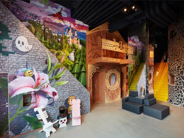 Hotel Not Hotel Rotterdam : photo 1 de la chambre hébergement coucou - rez-de-chaussée