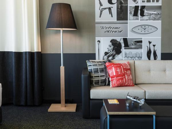 Atura Adelaide Airport : photo 8 de la chambre chambre lit king-size